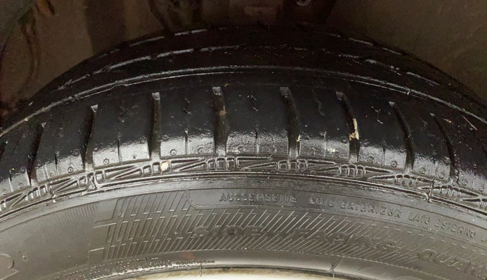 2016 Volkswagen Polo GT TSI AT, Petrol, Automatic, 74,418 km, Right Front Tyre Tread