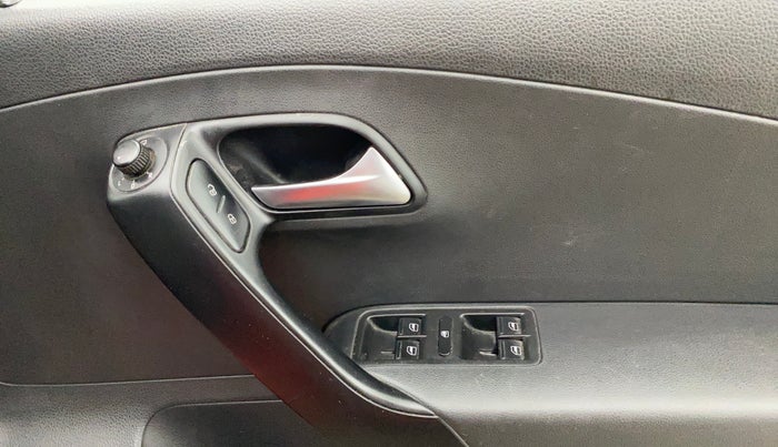 2016 Volkswagen Polo GT TSI AT, Petrol, Automatic, 74,418 km, Driver Side Door Panels Control