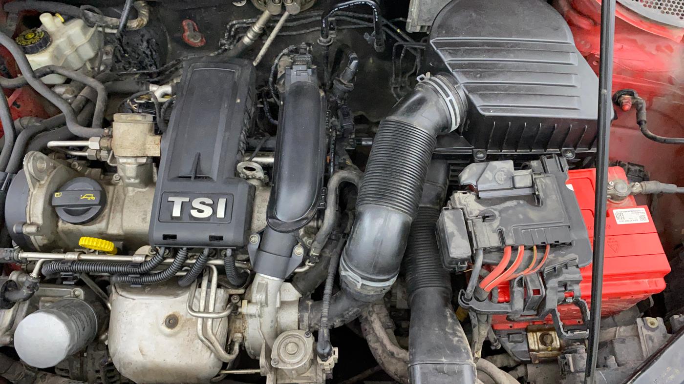 2016 Volkswagen Polo GT TSI AT, Petrol, Automatic, 74,341 km, Engine View - Left