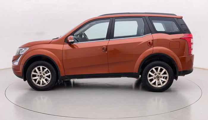 2015 Mahindra XUV500 W10, Diesel, Manual, 82,316 km, Left Side