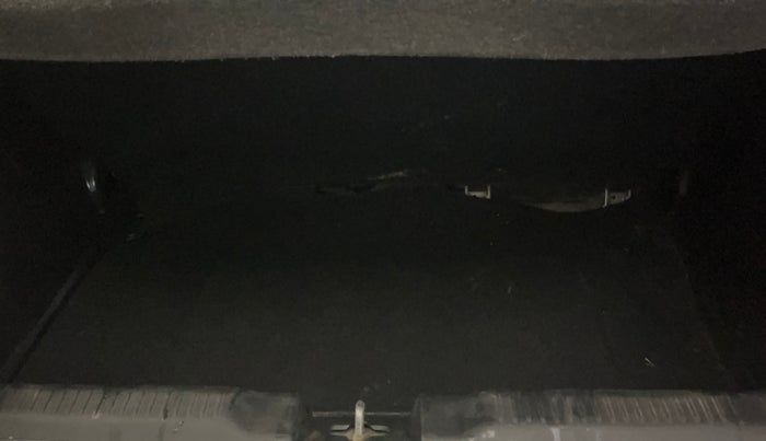 2020 Maruti Swift VXI, Petrol, Manual, 40,760 km, Boot Inside