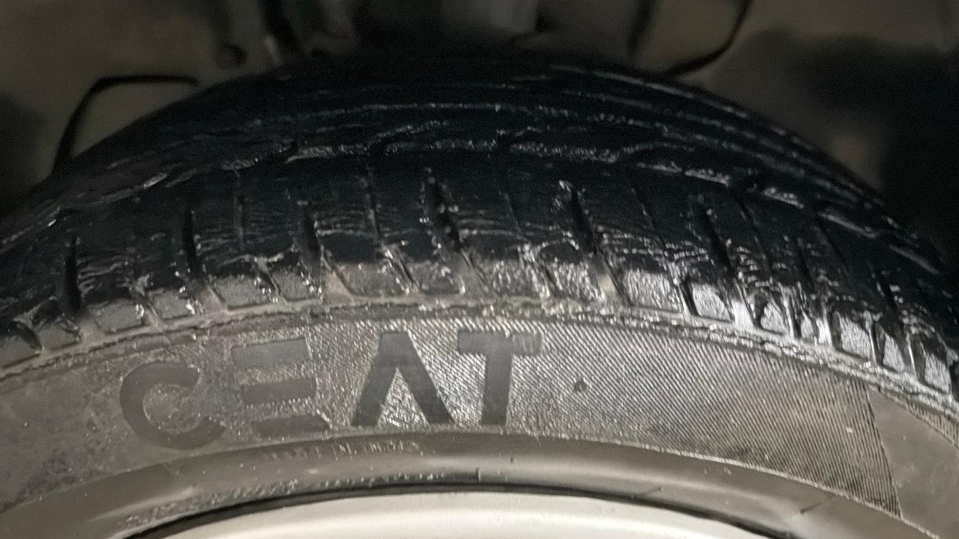 2022 Tata Tiago XT CNG, CNG, Manual, 51,068 km, Left Front Tyre Tread