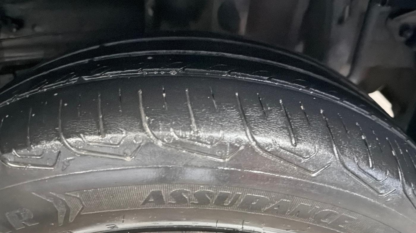2022 Tata Tiago XT CNG, CNG, Manual, 51,068 km, Left Rear Tyre Tread