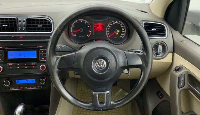 2010 Volkswagen Vento HIGHLINE PETROL AT, Petrol, Automatic, 64,623 km, Steering Wheel Close Up