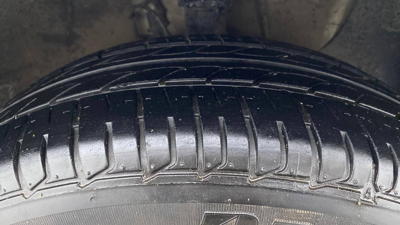 2019 Hyundai Elite i20 MAGNA PLUS 1.2, Petrol, Manual, 1,08,140 km, Right Front Tyre Tread