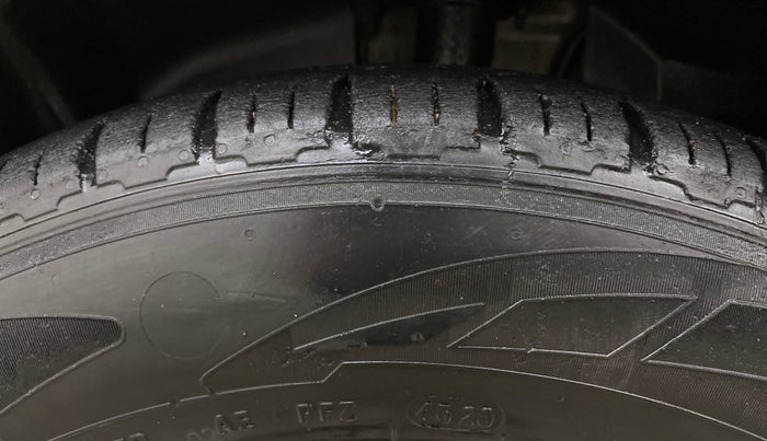 2016 Ford Ecosport TREND 1.5L PETROL, Petrol, Manual, 99,072 km, Left Front Tyre Tread