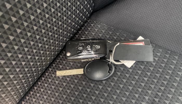 2019 Tata Tiago XZA PLUS PETROL, Petrol, Automatic, 78,371 km, Key Close Up