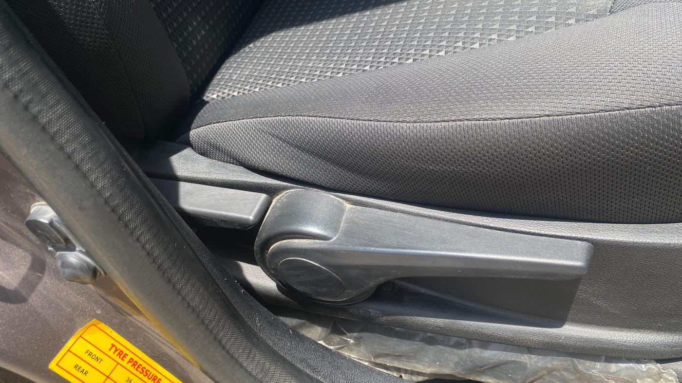2019 Tata Tiago XZA PLUS PETROL, Petrol, Automatic, 78,371 km, Driver Side Adjustment Panel
