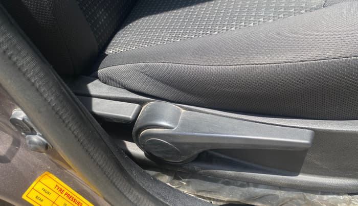 2019 Tata Tiago XZA PLUS PETROL, Petrol, Automatic, 78,371 km, Driver Side Adjustment Panel