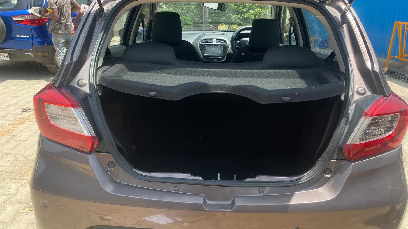 2019 Tata Tiago XZA PLUS PETROL, Petrol, Automatic, 78,371 km, Boot Inside