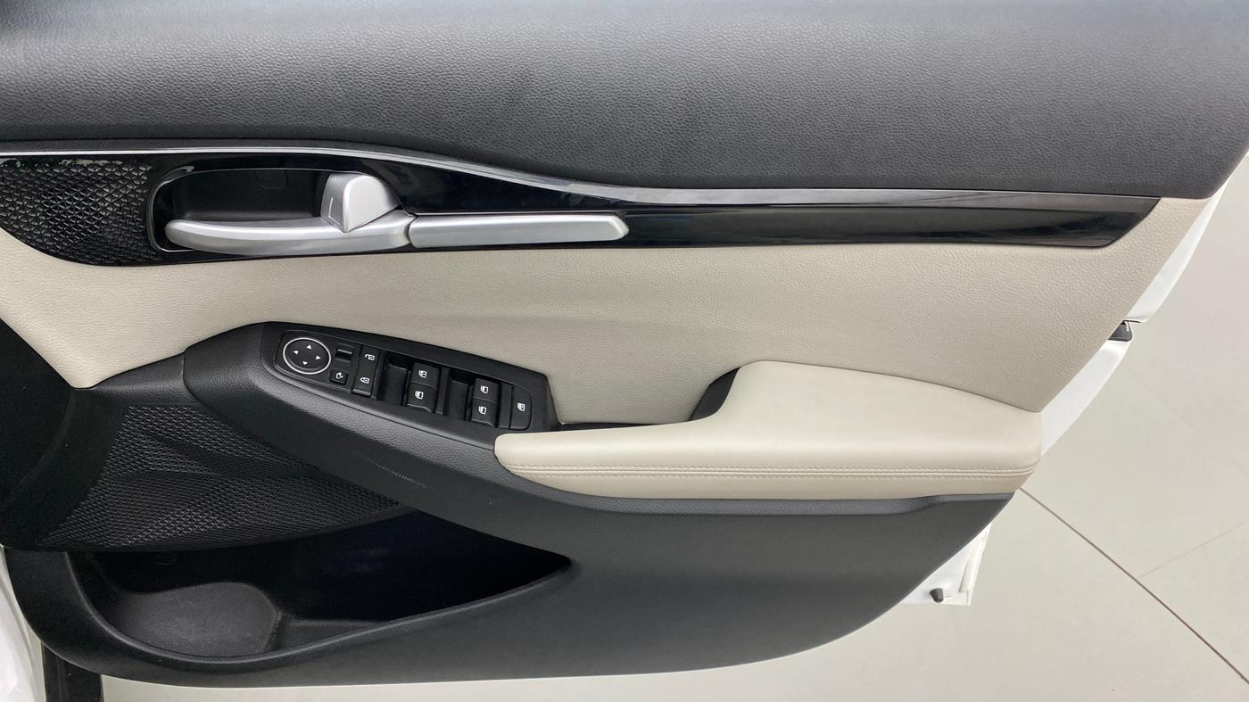 2019 KIA SELTOS HTX AT PETROL, Petrol, Automatic, 17,617 km, Driver Side Door Panels Control