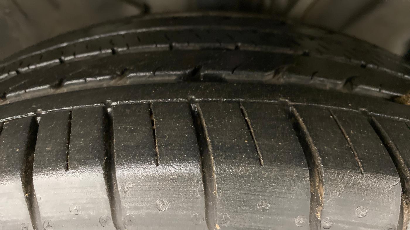 2019 KIA SELTOS HTX AT PETROL, Petrol, Automatic, 17,617 km, Right Front Tyre Tread