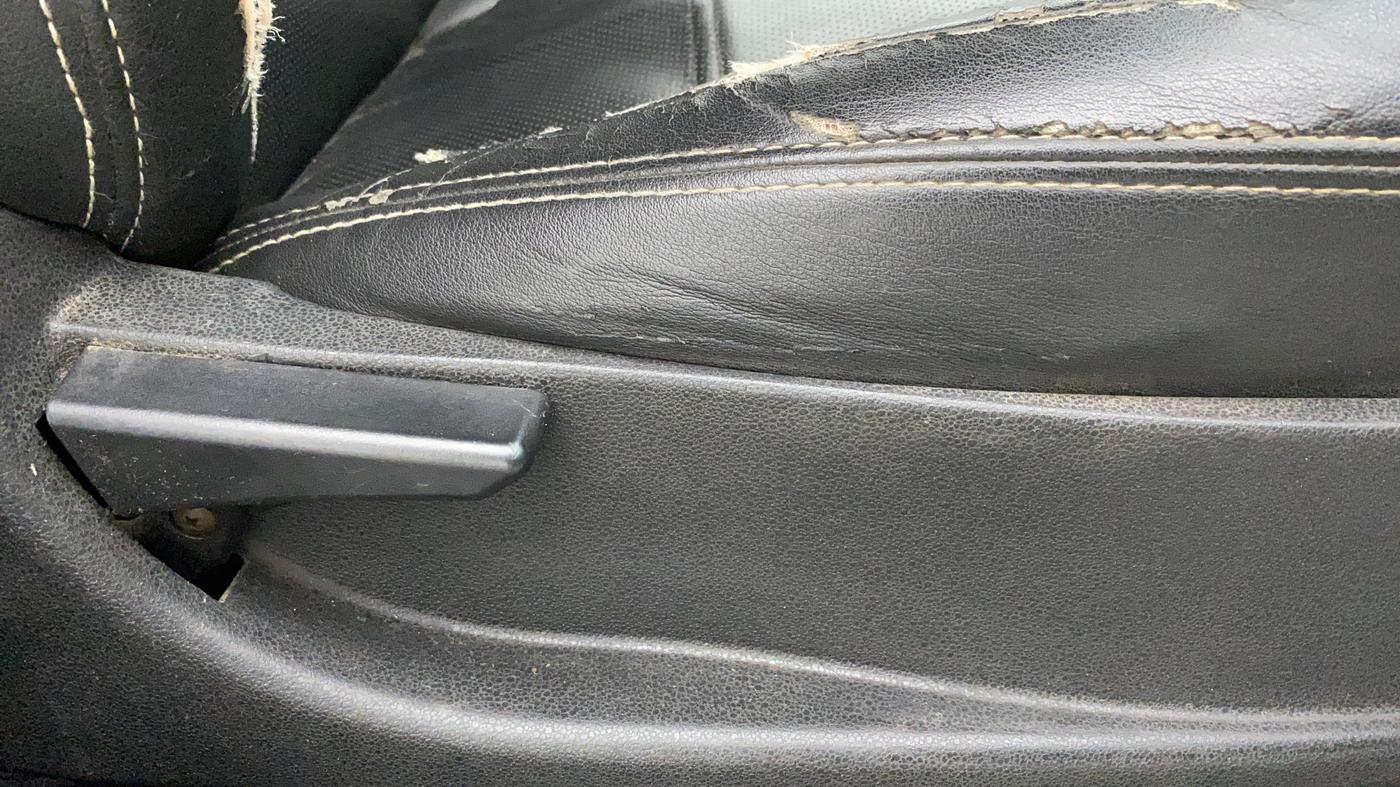 2018 Tata NEXON XMA 1.5, Diesel, Automatic, 94,046 km, Driver Side Adjustment Panel