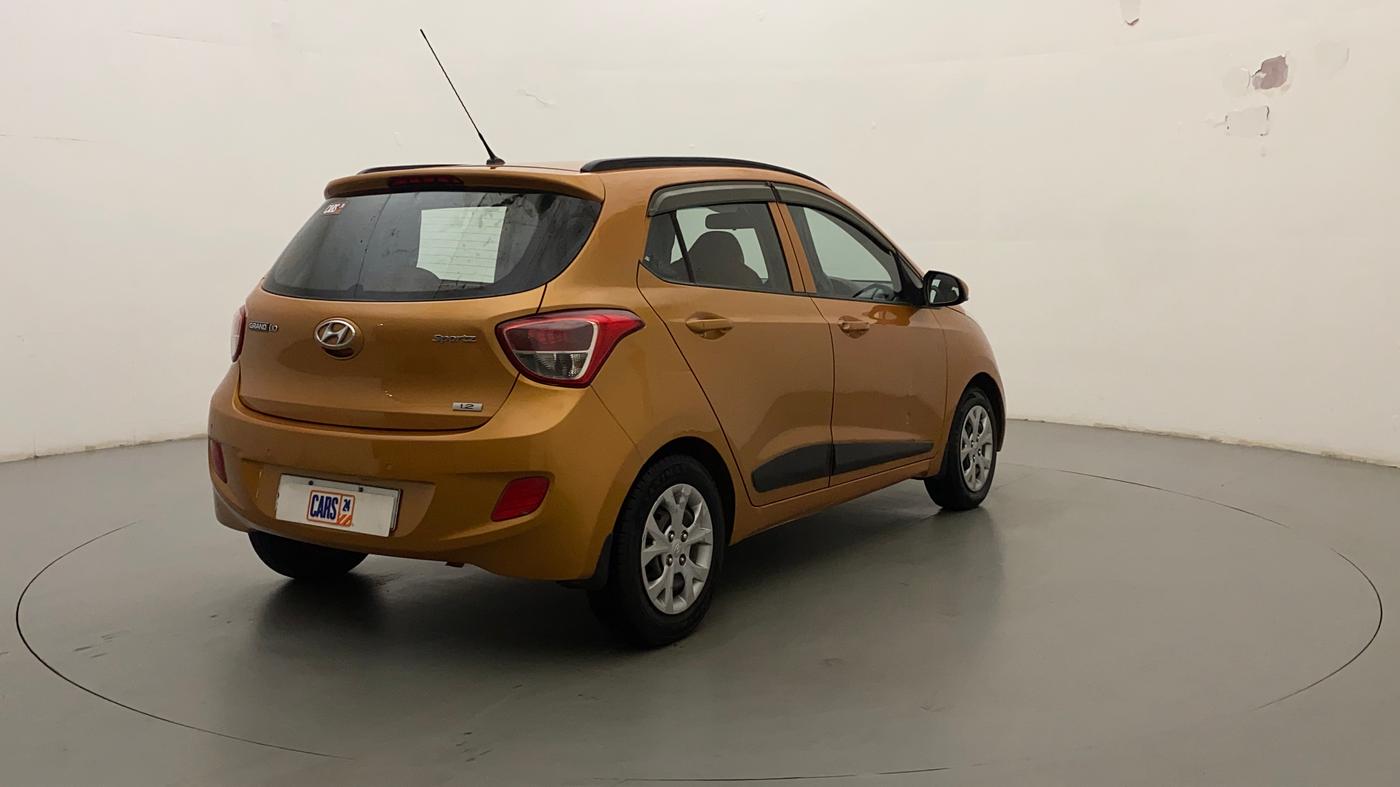 2016 Hyundai Grand i10 SPORTZ 1.2 KAPPA VTVT, CNG, Manual, 73,995 km, Right Back Diagonal