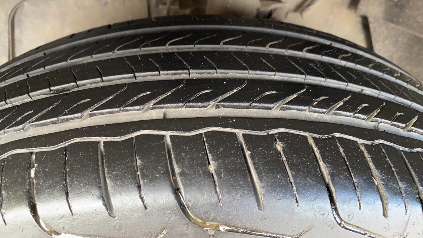 2025 Tata NEXON Smart + 1.5, Diesel, Manual, 17,789 km, Left Front Tyre Tread