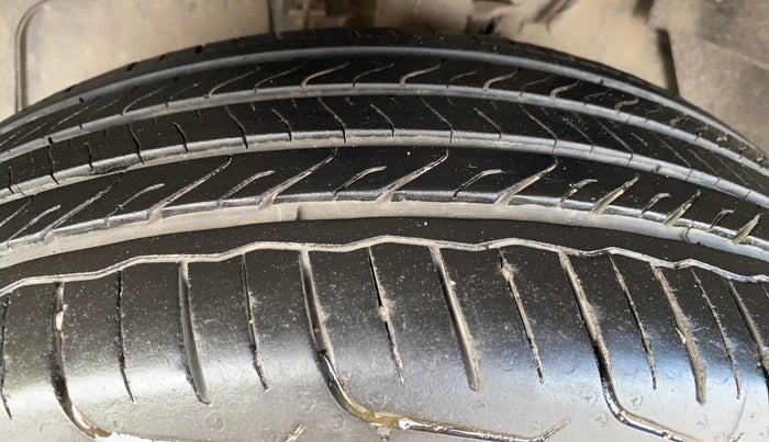 2025 Tata NEXON Smart + 1.5, Diesel, Manual, 17,789 km, Left Front Tyre Tread