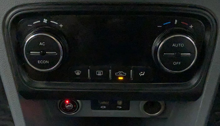 2018 Tata TIGOR XZ (O) PETROL, CNG, Manual, 51,525 km, Automatic Climate Control