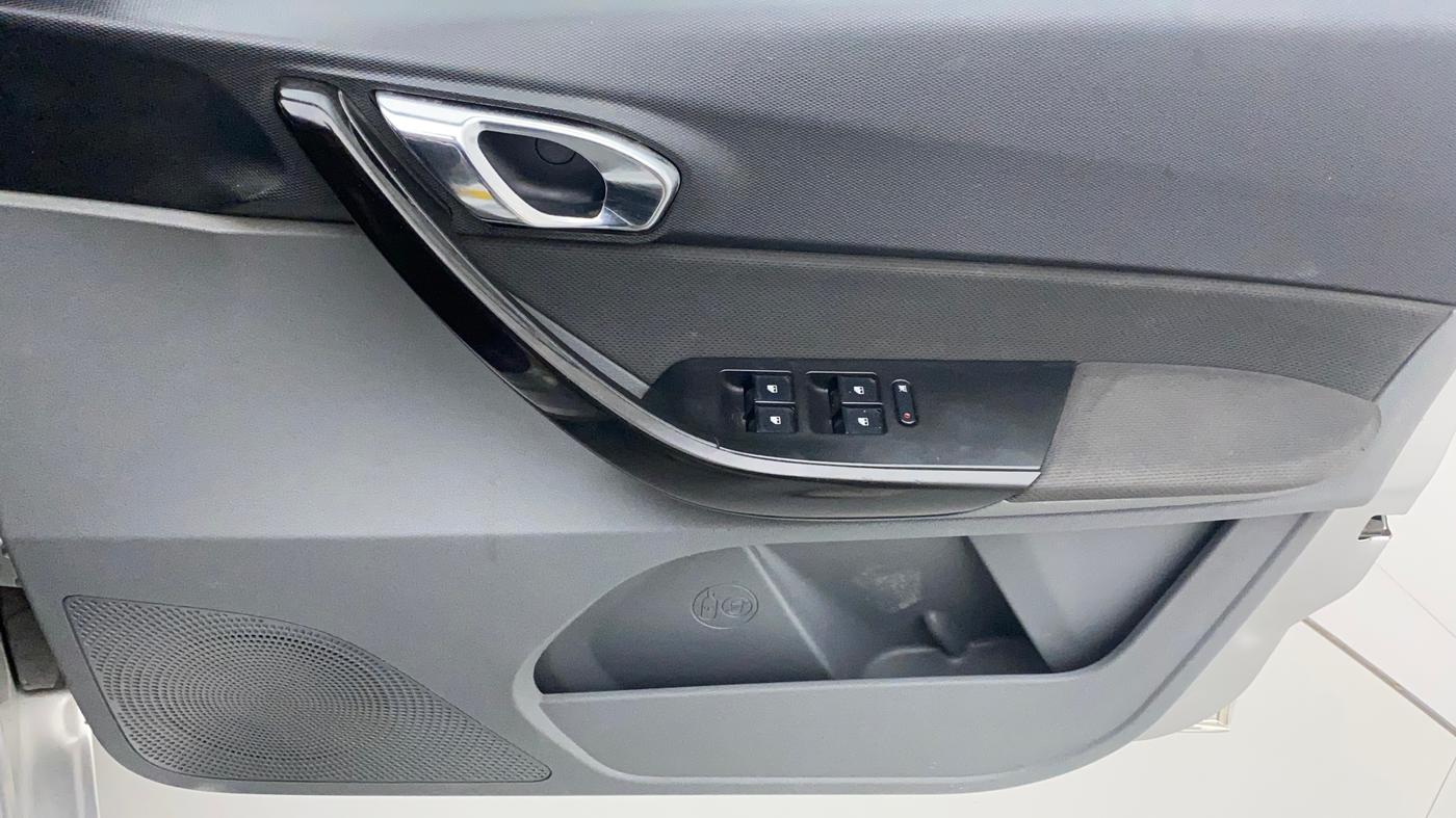 2018 Tata TIGOR XZ (O) PETROL, CNG, Manual, 51,525 km, Driver Side Door Panels Control