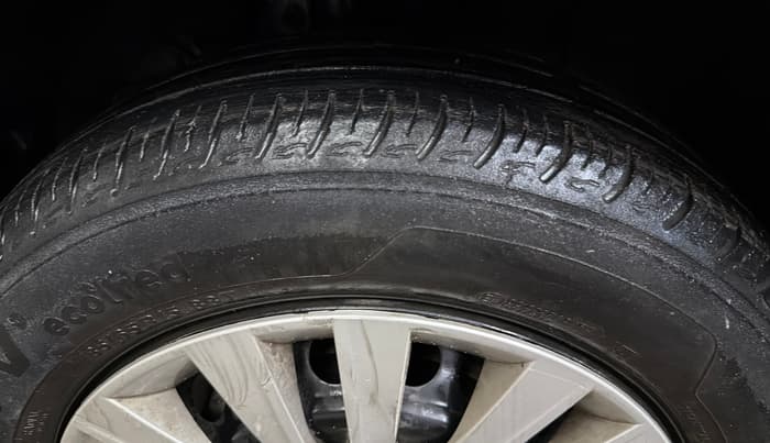 2020 Maruti Baleno DELTA PETROL 1.2, Petrol, Manual, 83,088 km, Left Front Tyre Tread