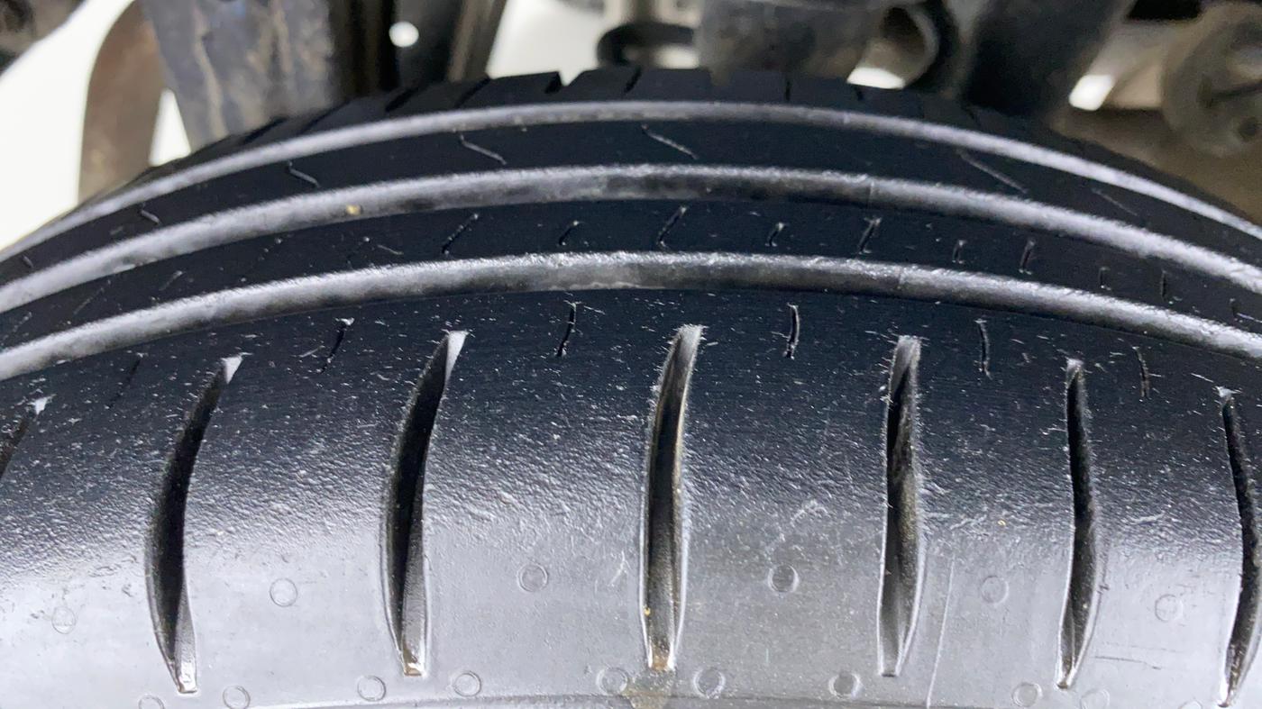 2009 Maruti Alto LXI, Petrol, Manual, 36,141 km, Right Rear Tyre Tread