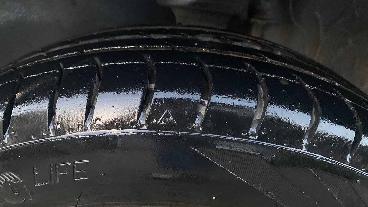 2014 Maruti Alto K10 VXI, Petrol, Manual, 28,269 km, Left Front Tyre Tread