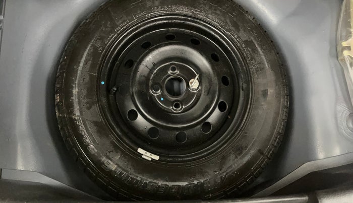 2015 Maruti Swift VXI, Petrol, Manual, 16,819 km, Spare Tyre