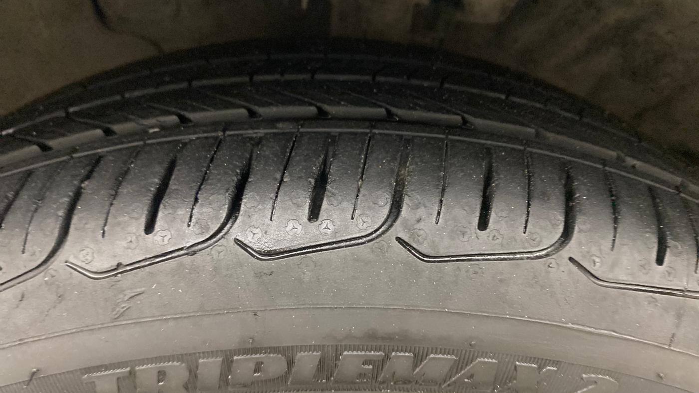 2022 Hyundai Verna SX (O) 1.0 TURBO DCT, Petrol, Automatic, 71,522 km, Left Front Tyre Tread
