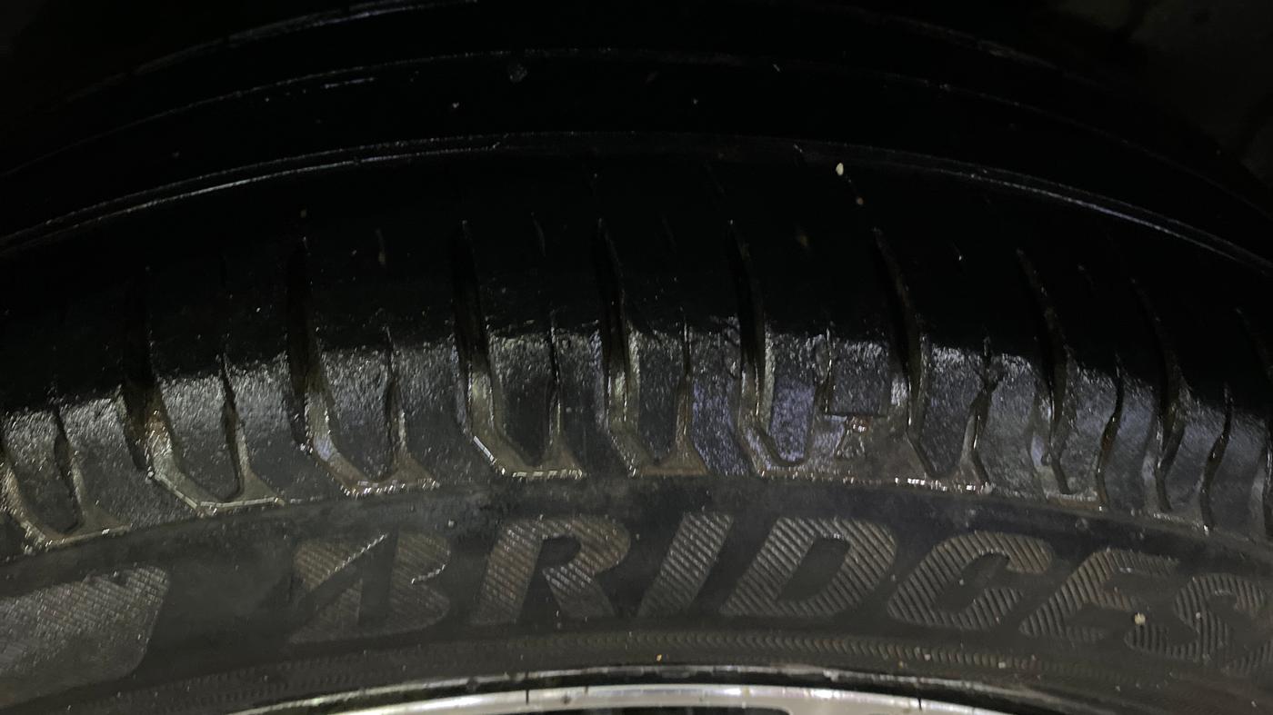 2017 Maruti Dzire ZXI PLUS, Petrol, Manual, 24,046 km, Left Rear Tyre Tread