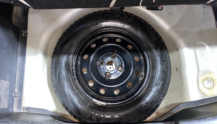 2013 Maruti Swift VXI, Petrol, Manual, 1,06,648 km, Spare Tyre