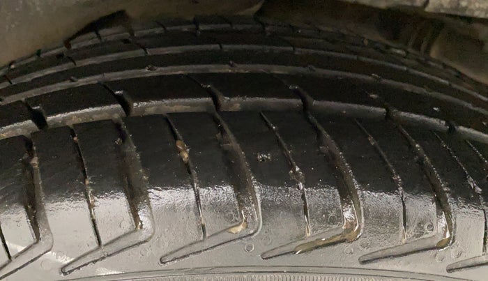 2012 Maruti A Star VXI, Petrol, Manual, 36,348 km, Left Rear Tyre Tread