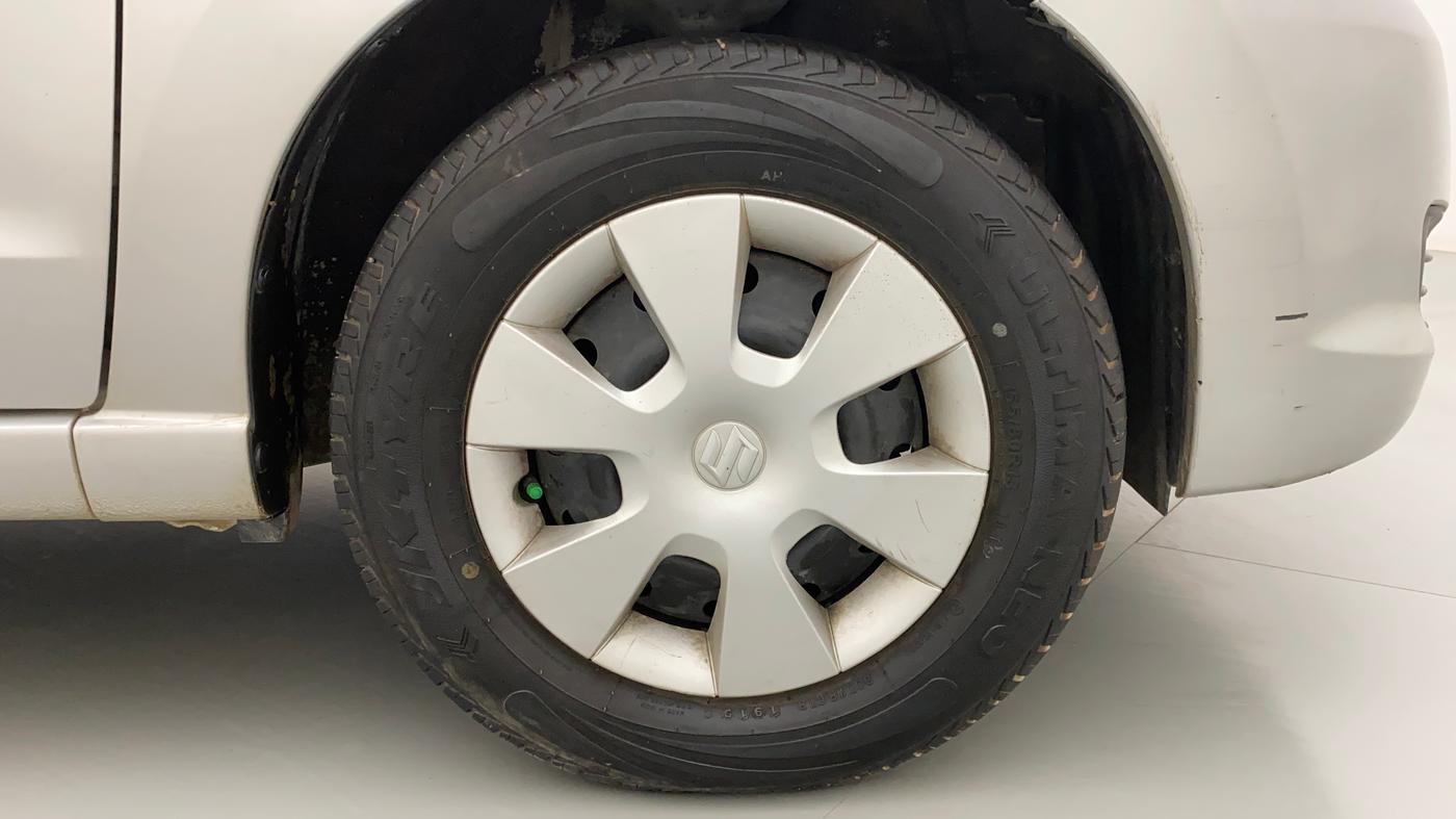 2012 Maruti A Star VXI, Petrol, Manual, 36,348 km, Right Front Wheel
