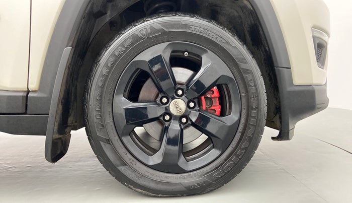 2018 Jeep Compass 2.0 LONGITUDE (O), Diesel, Manual, 15,035 km, Right Front Wheel