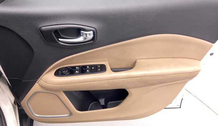 2018 Jeep Compass 2.0 LONGITUDE (O), Diesel, Manual, 15,035 km, Driver Side Door Panels Control