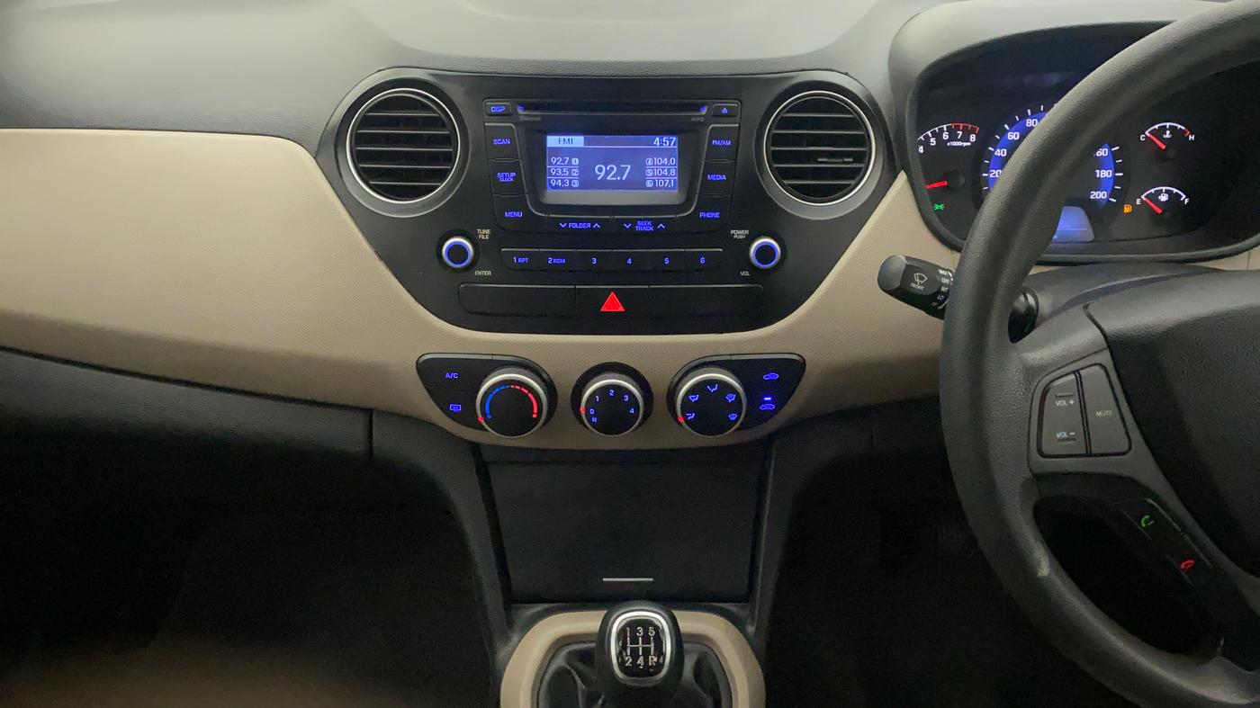2014 Hyundai Xcent S 1.2, Petrol, Manual, 55,448 km, Air Conditioner