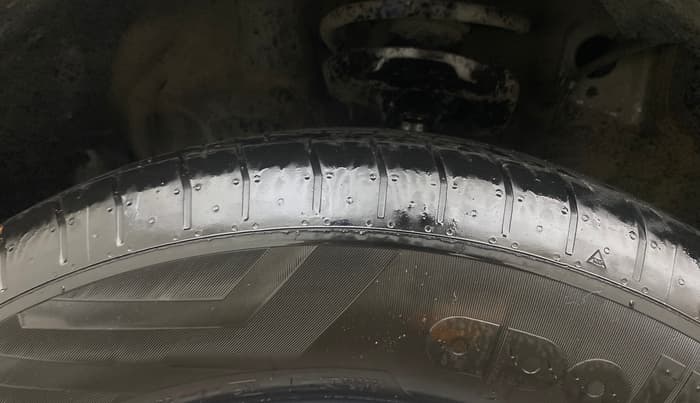 2022 Hyundai Creta EX 1.5 PETROL, Petrol, Manual, 28,147 km, Left Front Tyre Tread