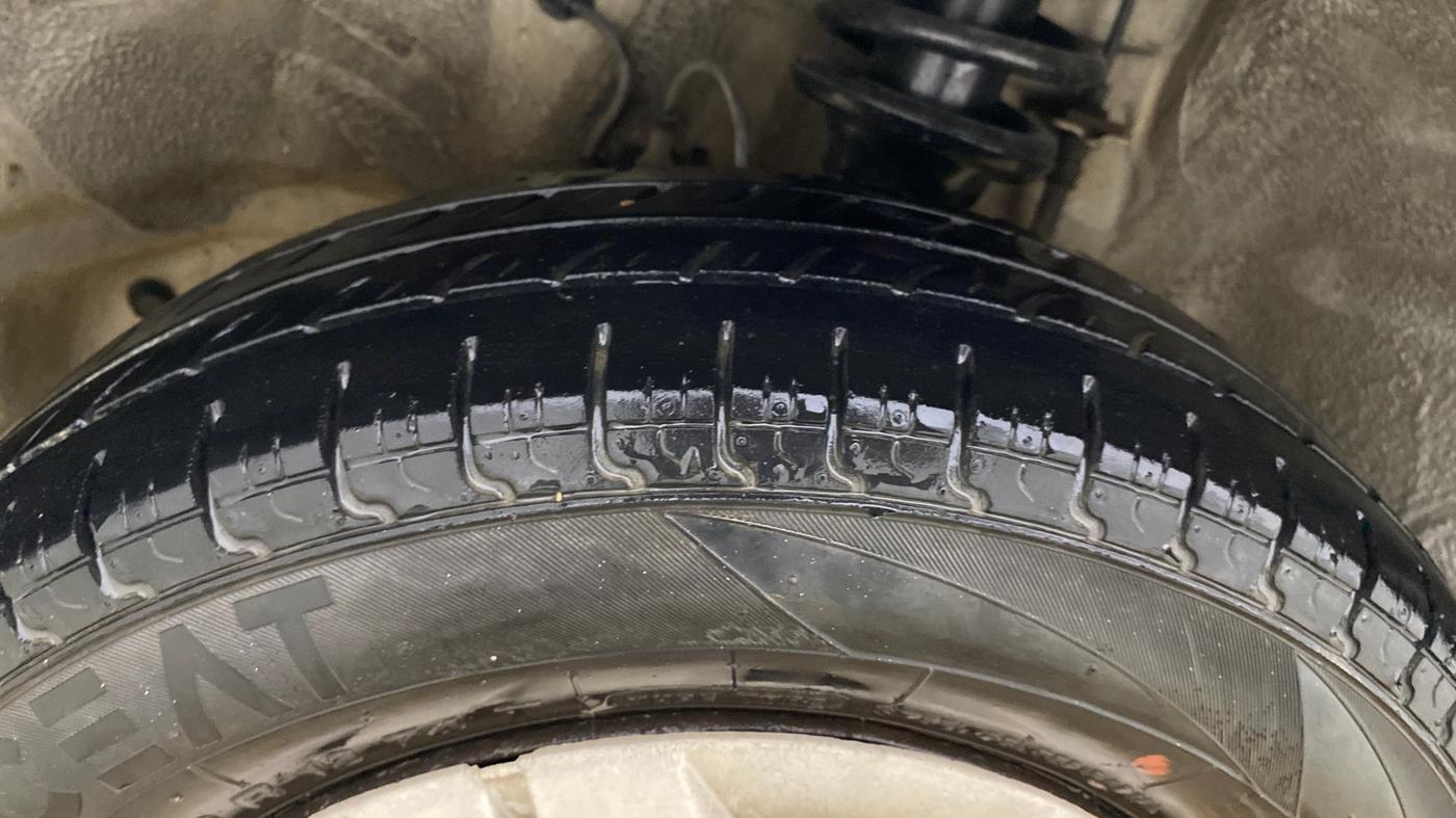 2019 Maruti Alto LXI, Petrol, Manual, 69,365 km, Left Front Tyre Tread