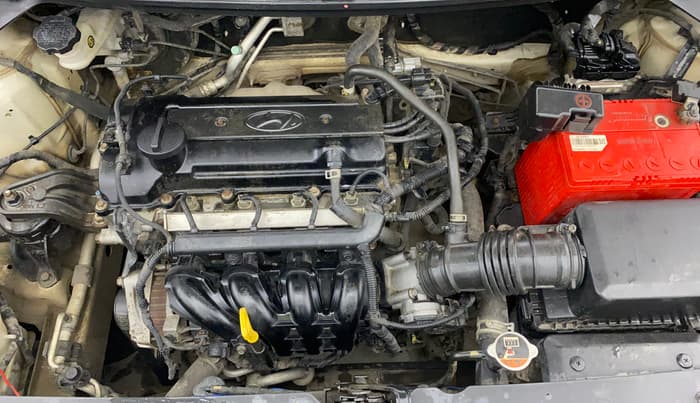 2015 Hyundai Elite i20 SPORTZ 1.2, Petrol, Manual, 73,103 km, Engine View