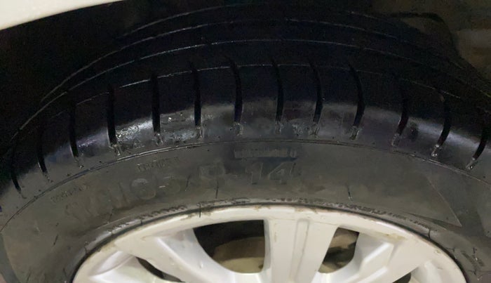 2018 Tata Tiago XZ PETROL, Petrol, Manual, 50,582 km, Right Front Tyre Tread