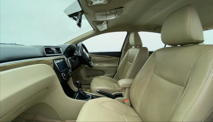 2019 Maruti Ciaz ALPHA  AT 1.5 SHVS PETROL, Petrol, Automatic, 45,144 km, Right Side Front Door Cabin