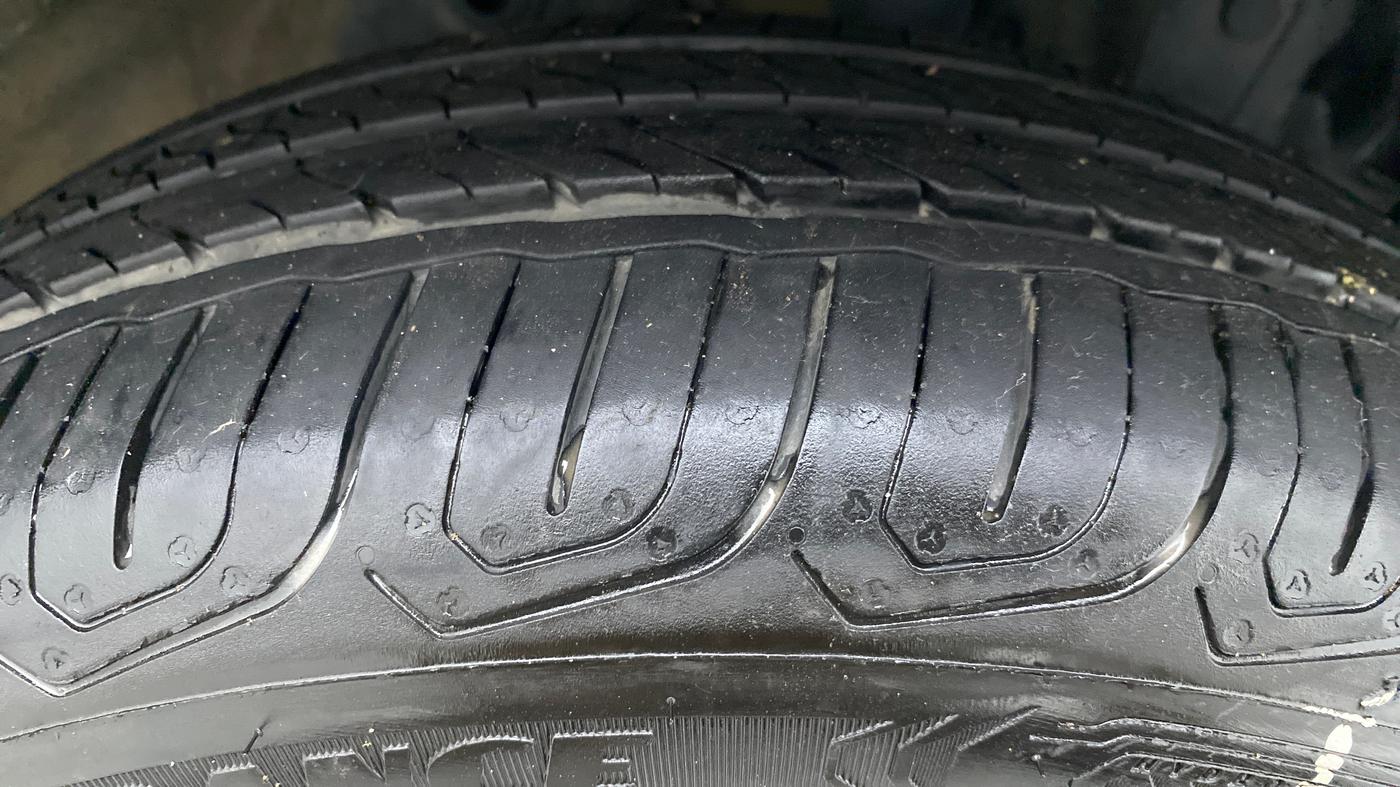 2017 Honda Jazz 1.2 SV MT, Petrol, Manual, 31,243 km, Right Front Tyre Tread