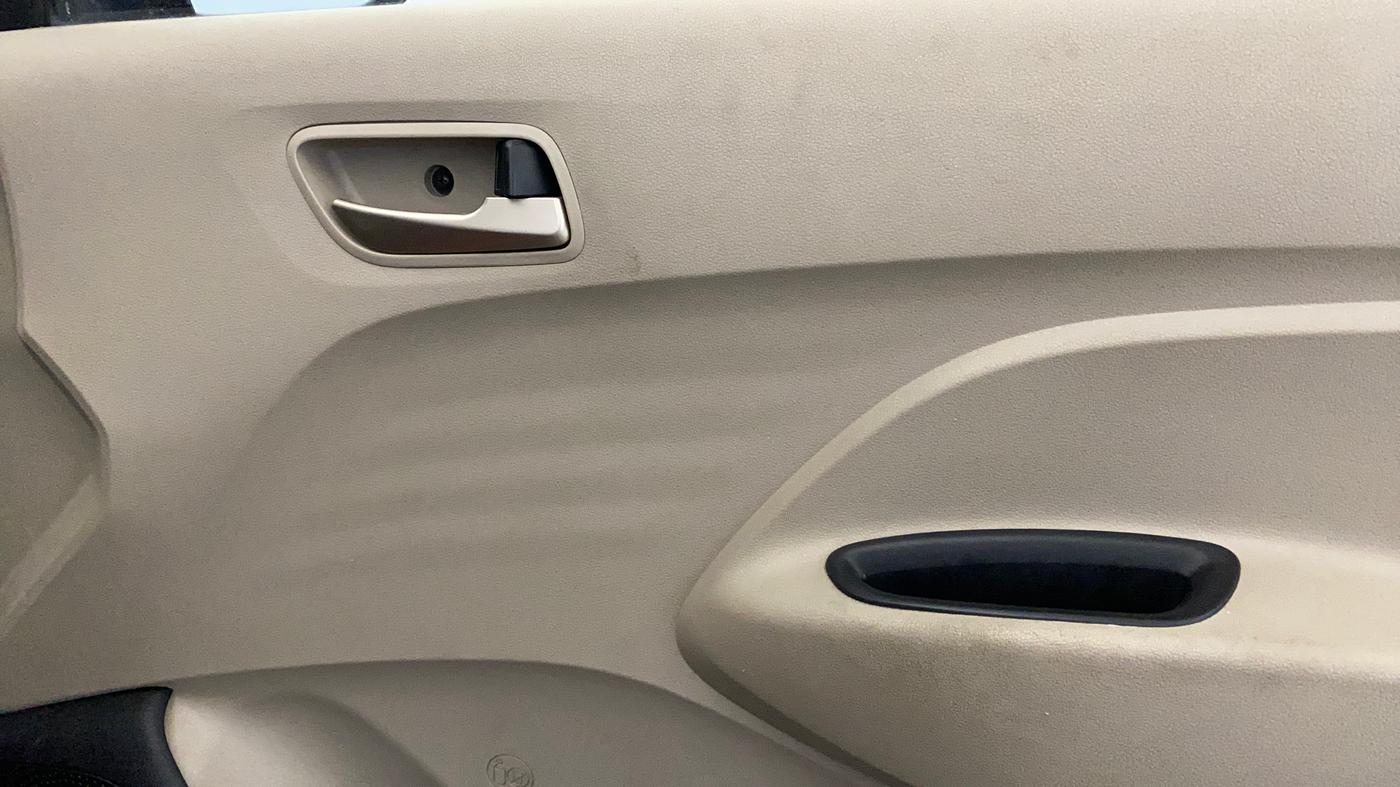 2020 Hyundai NEW SANTRO SPORTZ AMT, Petrol, Automatic, 38,455 km, Driver Side Door Panels Control