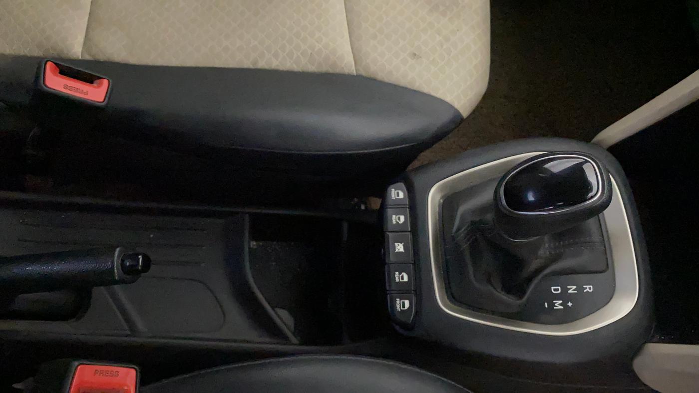 2020 Hyundai NEW SANTRO SPORTZ AMT, Petrol, Automatic, 38,455 km, Gear Lever