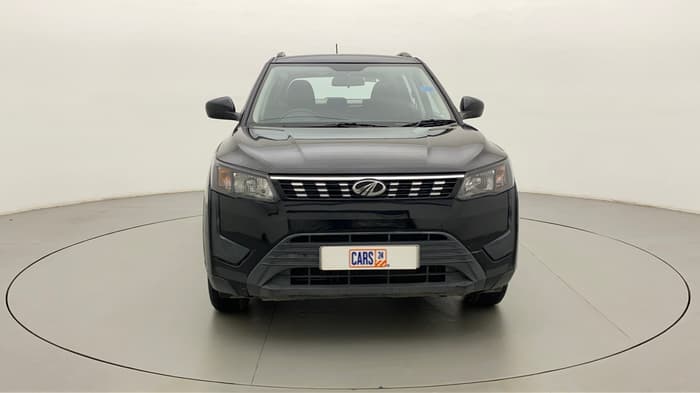 2019 Mahindra XUV300 W6 1.2 PETROL, Petrol, Manual, 99,438 km, Front