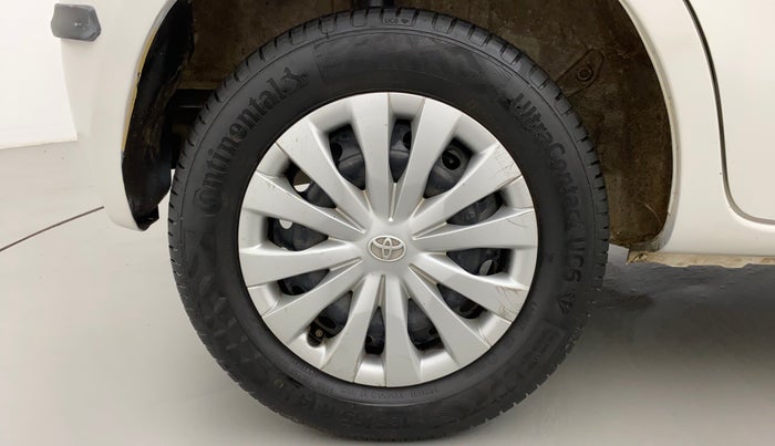 2015 Toyota Etios Liva G, Petrol, Manual, 88,127 km, Right Rear Wheel
