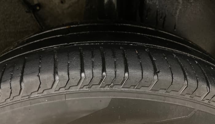 2024 Tata PUNCH ACCOMPLISHED AMT, Petrol, Automatic, 63,397 km, Left Rear Tyre Tread