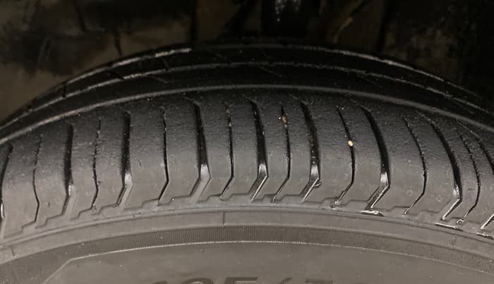 2024 Tata PUNCH ACCOMPLISHED AMT, Petrol, Automatic, 63,397 km, Left Front Tyre Tread