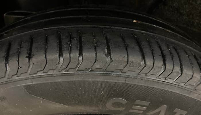 2024 Tata PUNCH ACCOMPLISHED AMT, Petrol, Automatic, 63,397 km, Right Rear Tyre Tread