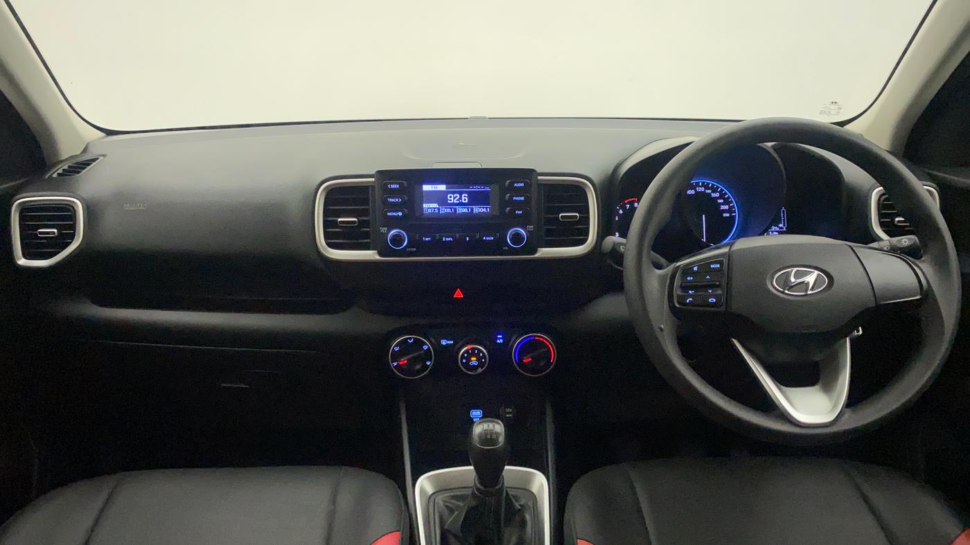 2019 Hyundai VENUE S 1.2, Petrol, Manual, 5,114 km, Dashboard