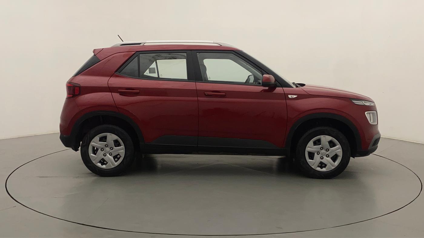 2019 Hyundai VENUE S 1.2, Petrol, Manual, 5,114 km, Right Side