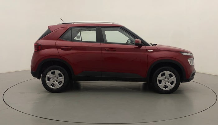 2019 Hyundai VENUE S 1.2, Petrol, Manual, 5,114 km, Right Side